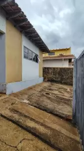 CASA-3 QUARTOS-ARARAS - SP-JARDIM COPACABANA